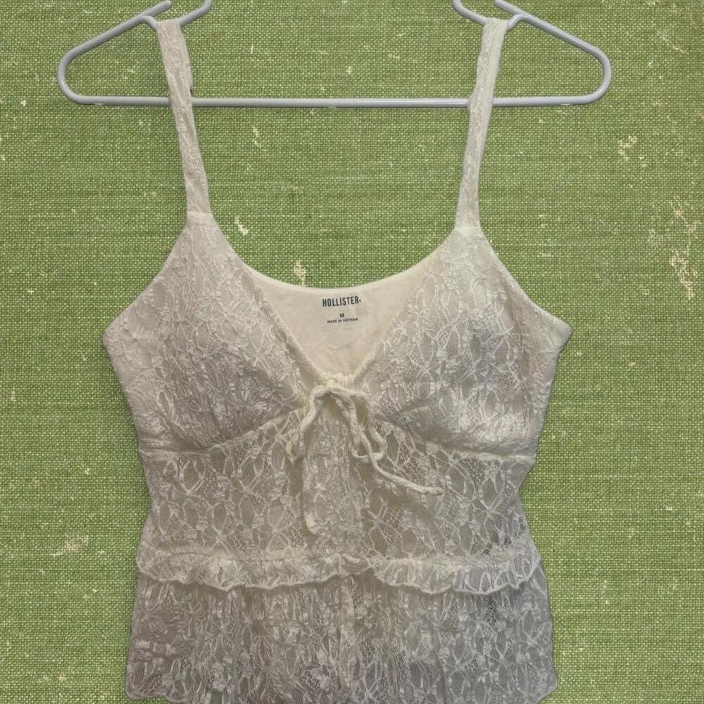 Hollister-co Women's White and Cream Blouse